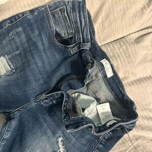 Size 29 Distressed Dark Jeans Kancan Straight Leg; High waisted from the Buckle